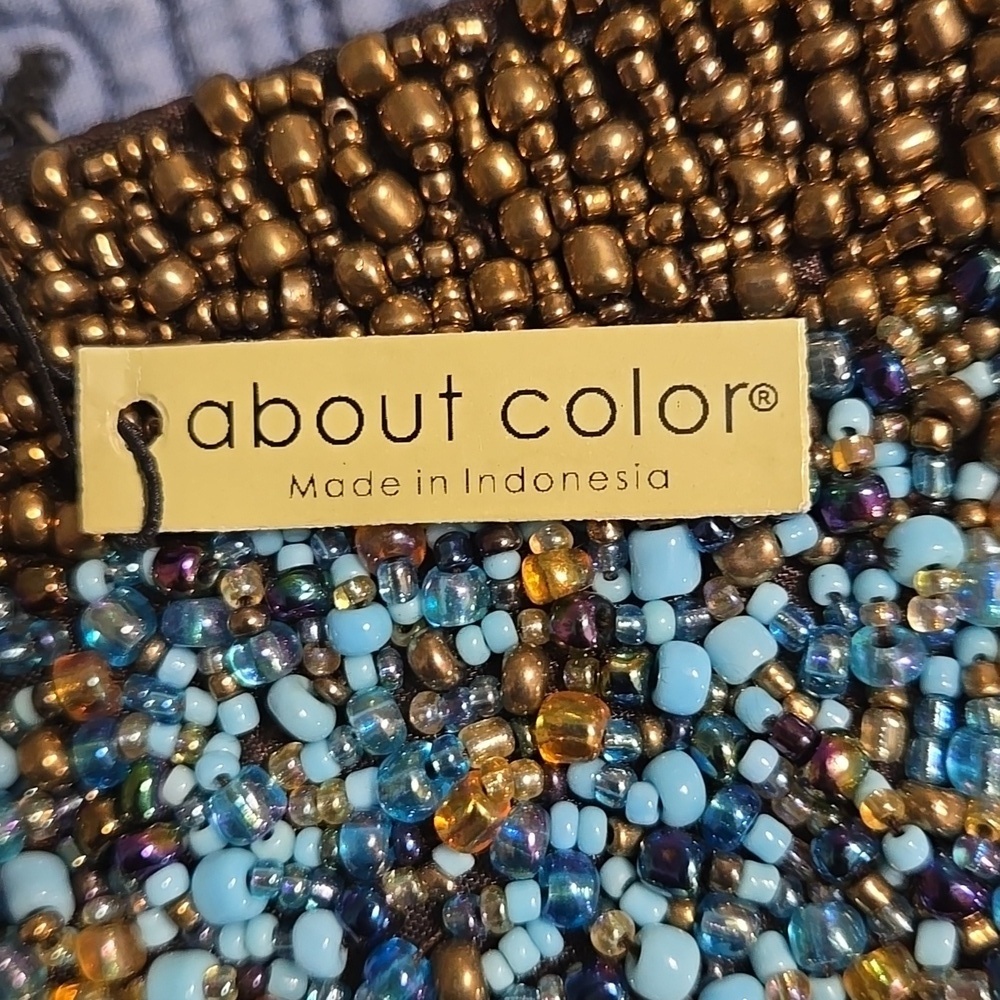 About Color Copper and Turquoise Beaded Clutch 8 X 4.5 Inches NWT - Picture 3 of 6